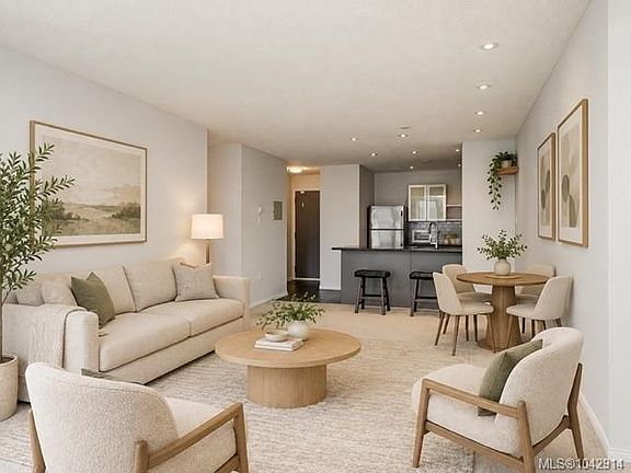 4th image of 1745 Leighton Rd #213