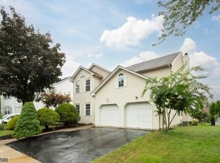 17 Shaffer Rd, Bridgewater, NJ 08807
