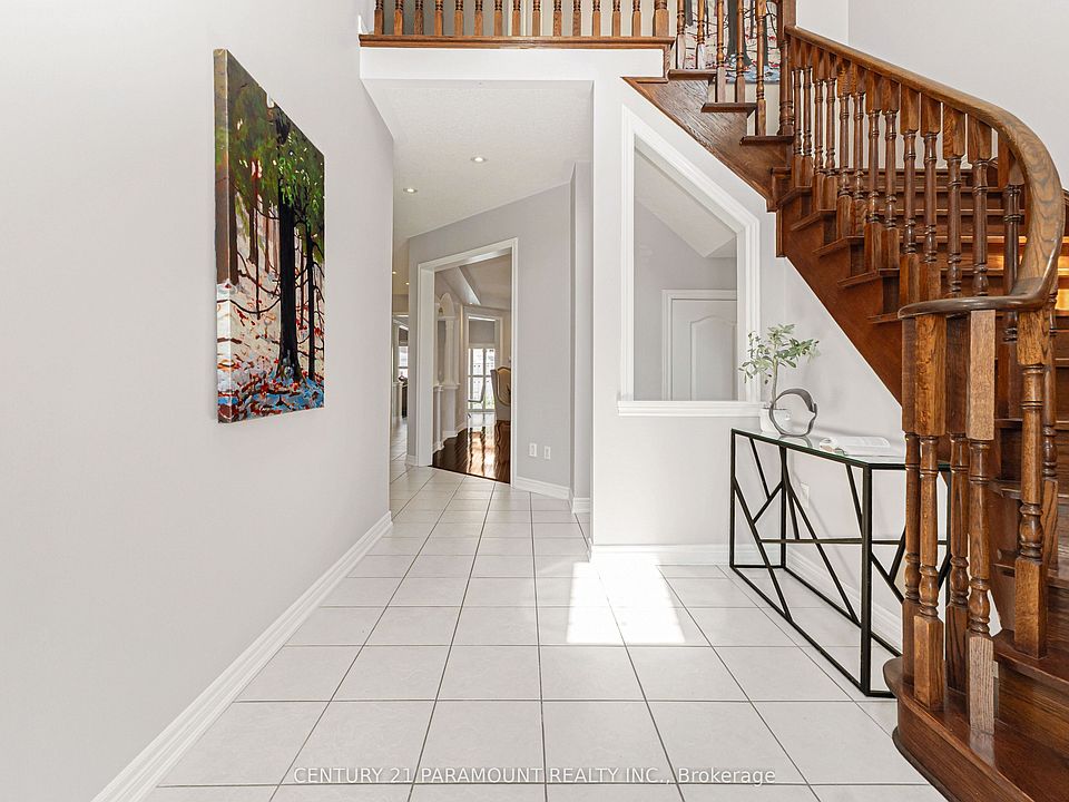1st image of 56 Dovehaven Cres