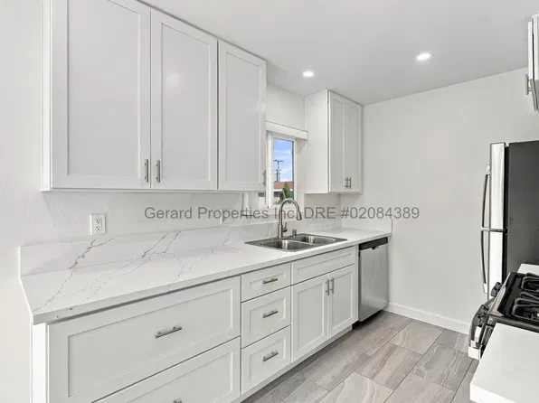 Blanton 16751, 16751 Blanton Ln #D, Huntington Beach, CA 92649