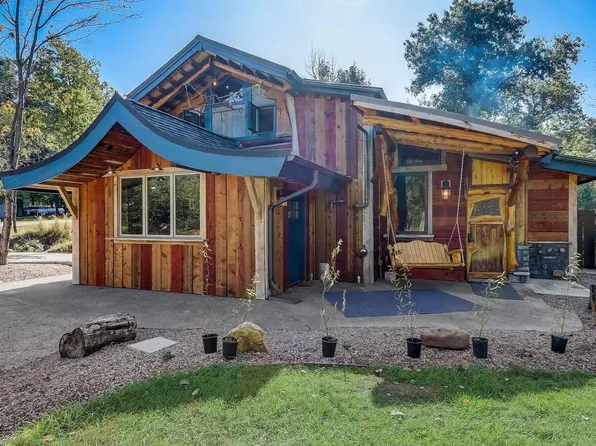 605 West Greentree Trail, Muscoda, WI 53573
