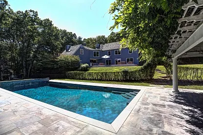 139 Northside Dr — Photo 32
