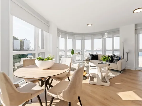 5 Stuyvesant Place image 1 of 11