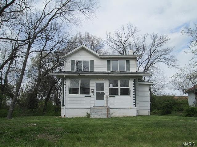 1st image of 8661 Trumbell Ave