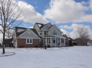1898 Old Valley Rd, De Pere, WI 54115