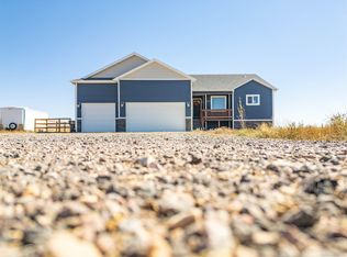 836 Rampart Rd, Laramie, WY 82070