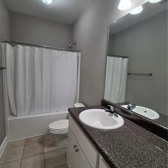 110 Spetchley Way — Photo 6