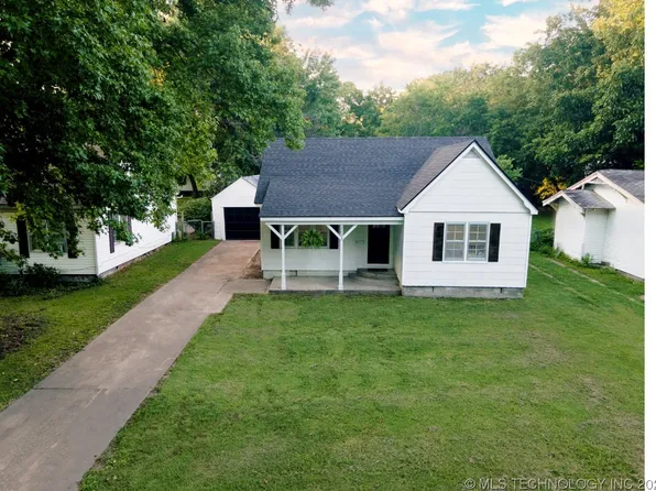 2822 Garland Ave, Muskogee, OK 74401