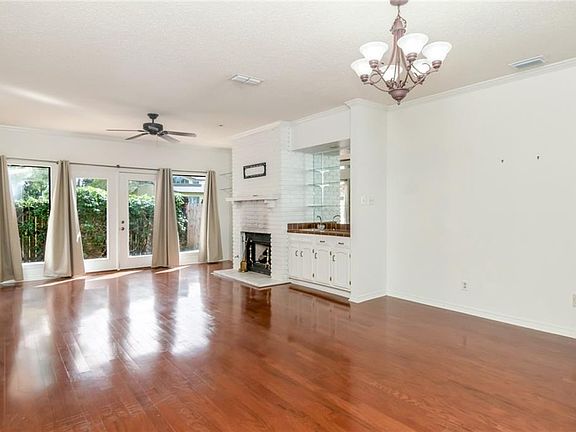 5th image of 3903 Berwyn Dr S
