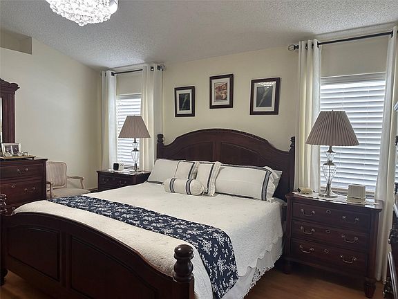 5th image of 12156 NW 34th Street