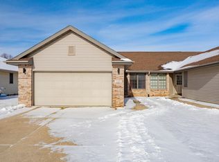 2821 Carrousel Lane, Janesville, WI 53545