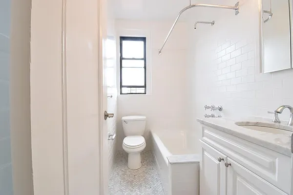Rented by (Legacy) NY Quality Living Uptown | media 23