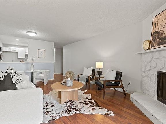 4th image of 6019 E 6th Ave APT L105