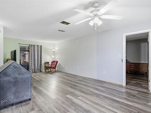 4th image of 5537 W CAGNEY LOOP