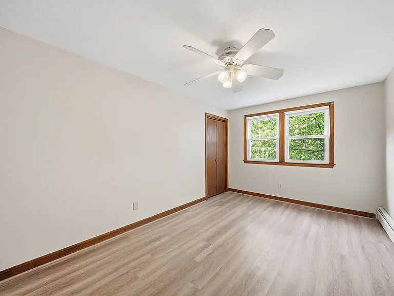 33 Elwood Ave #B — Photo 21