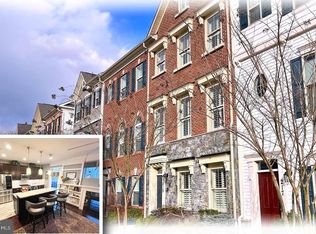 215 Vanguard Ln, Annapolis, MD 21401