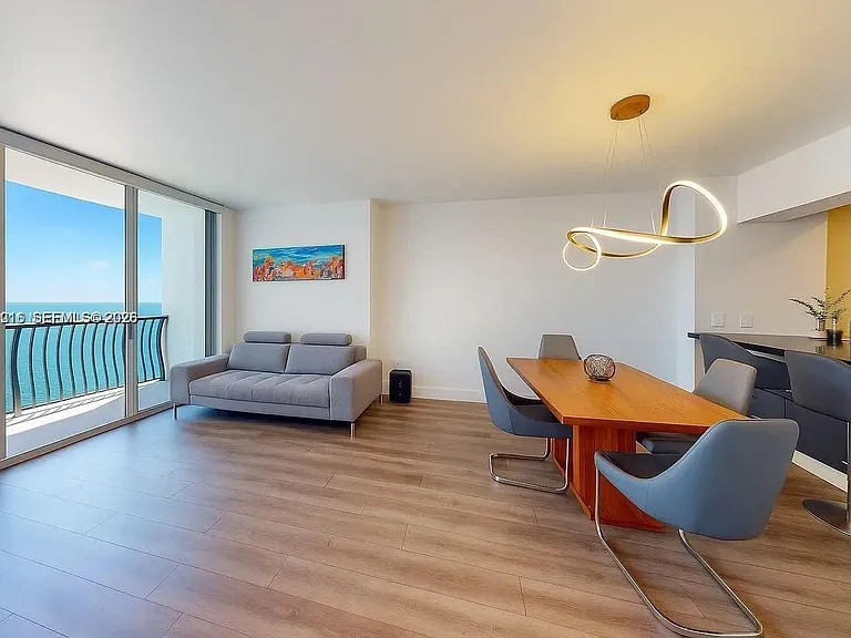 1750 N Bayshore Dr #2803 — Photo 4