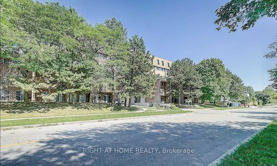 2 bed, $2,300 — Photo 2