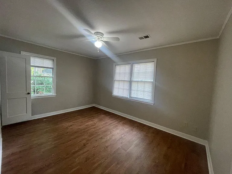 420 Hodges St — Photo 7