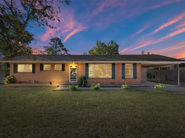 1100 Cedar St, Teague, TX 75860