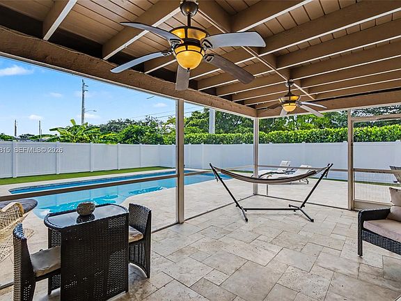 4th image of 2403 SW 12th Ct