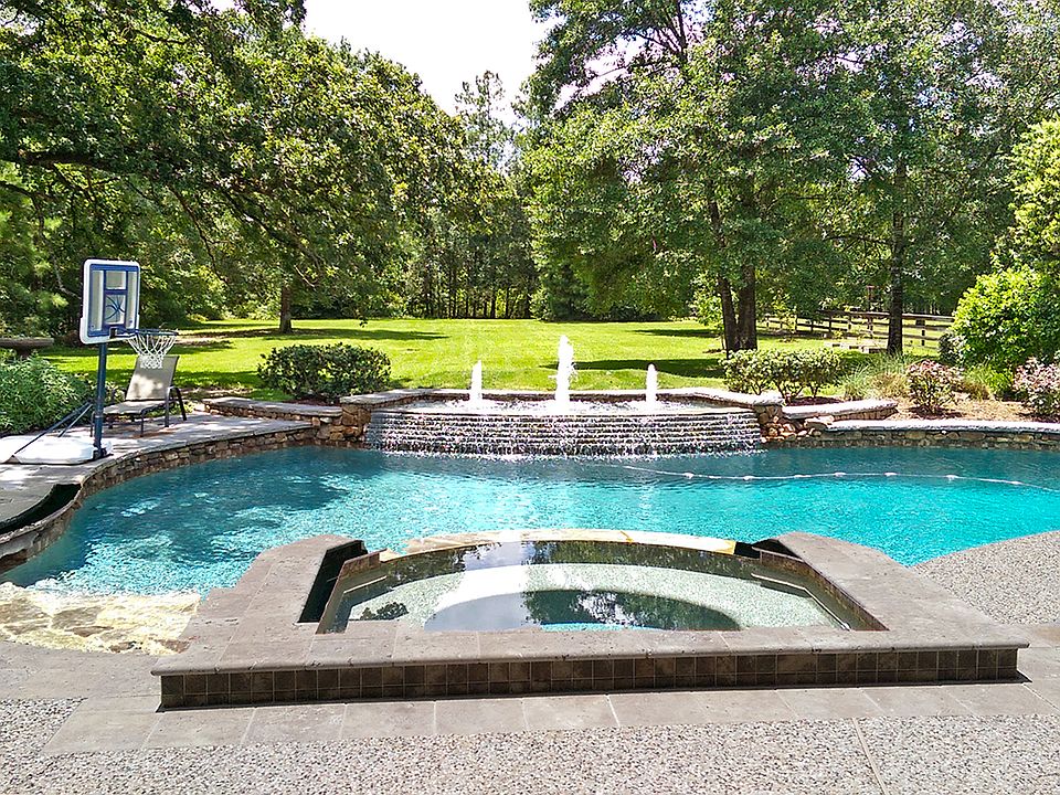 2nd image of 12603 Hunters Canyon Lane