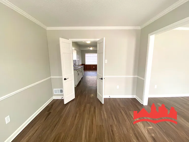 5408 Elmhurst Ave — Photo 4