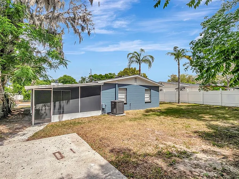 7015 Filbert Ln — Photo 33