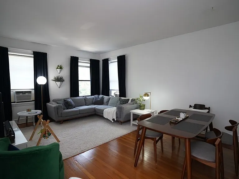 1038 Beacon St #401 — Photo 7