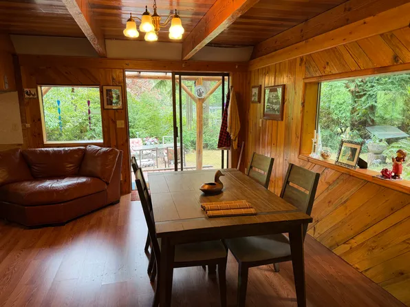 1226 14th Ave, Fox Island, WA 98333
