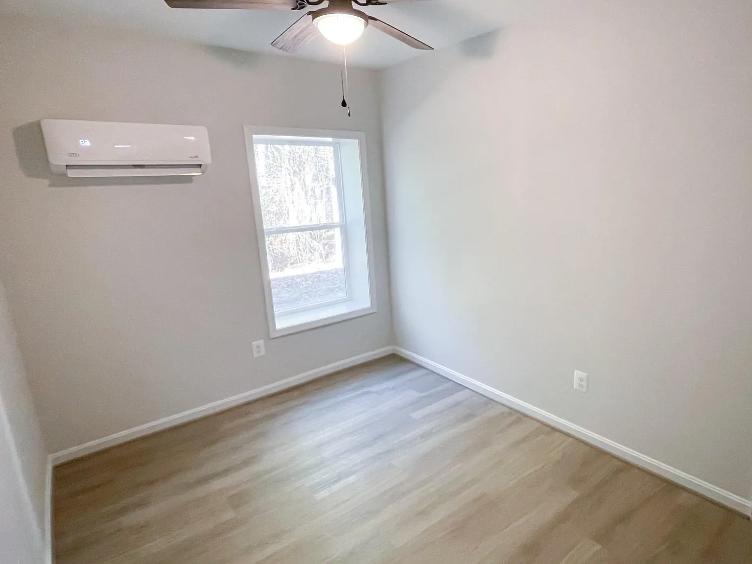1 bed, 800 sqft, $1,390 — Photo 3