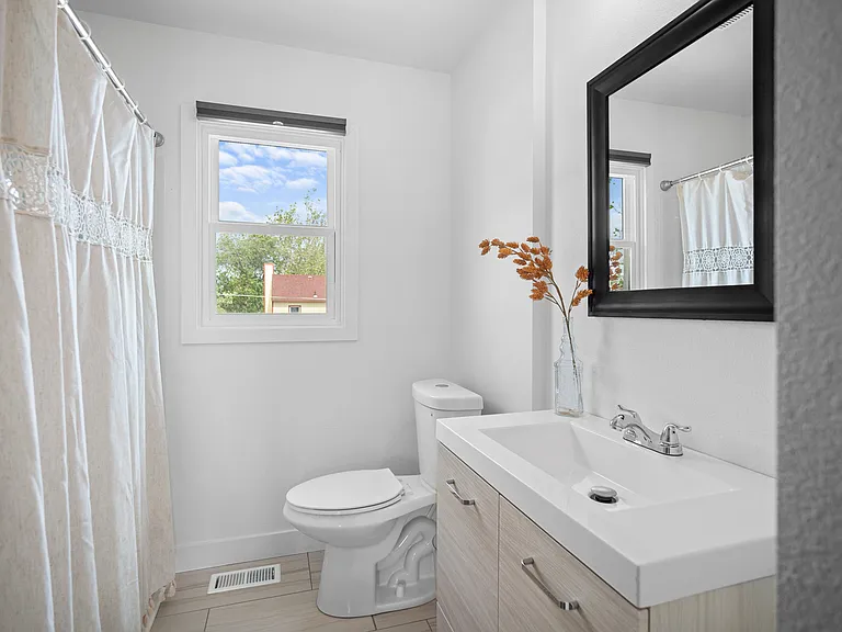 1410 Swift Blvd — Photo 8
