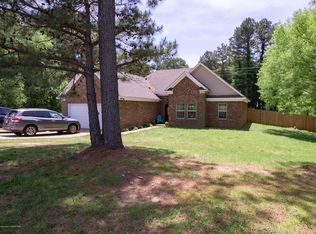 12763 Byhalia Rd, Byhalia, MS 38611