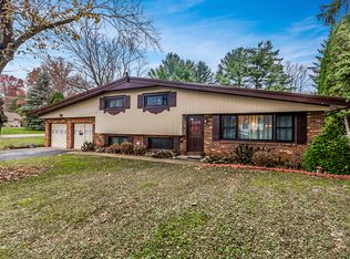 4447 Edwin Dr NW, Canton, OH 44718