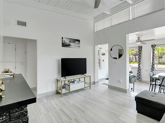 4th image of 1205 NW 3rd Ave #1