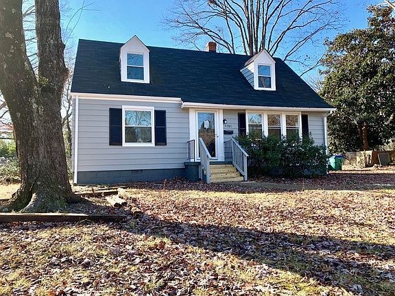 2nd image of 5701 Bondsor Ln