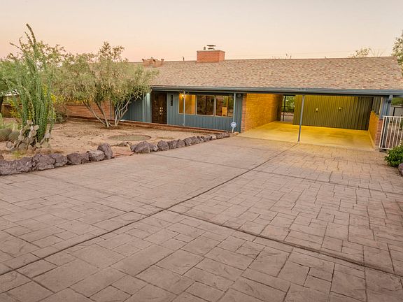 2nd image of 1521 N Plaza De Lirios