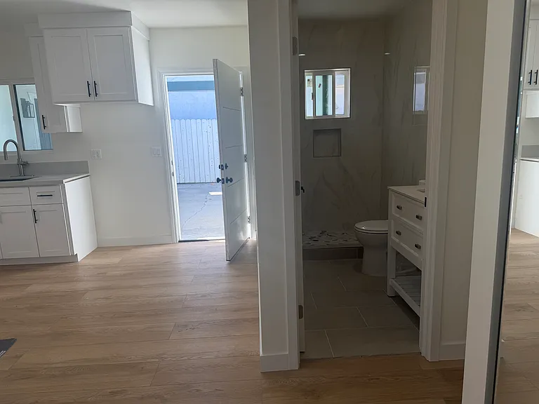 1082 N Loma Ave #1/2 — Photo 3