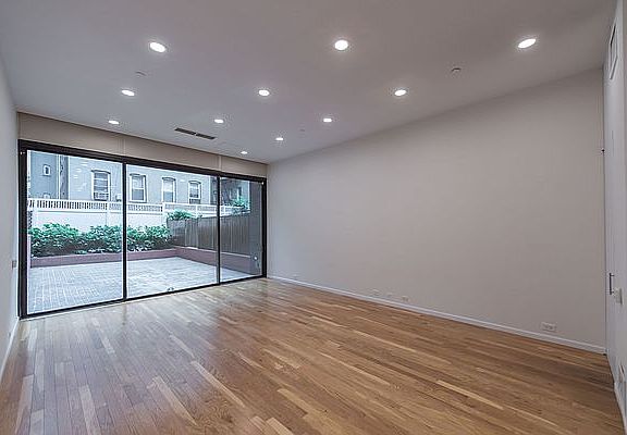 4th image of 242 E 67th St APT A