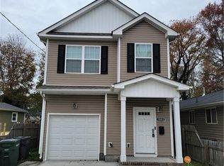 17 Lacrosse St, Hampton, VA 23663