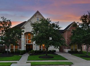12313 Broken Creek Ln, Pearland, TX 77584