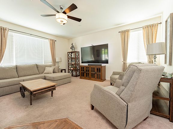 3rd image of 2335 W Flagstaff Court