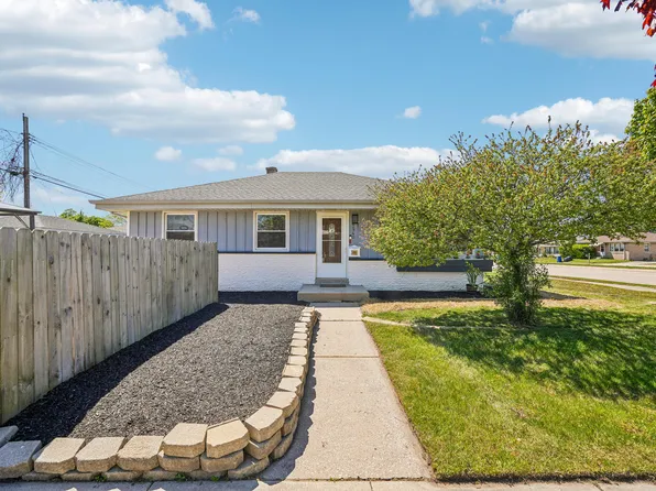 3940 Lasalle St, Racine, WI 53402