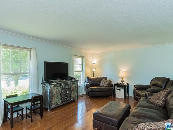 4th image of 586 Turtle Creek Dr