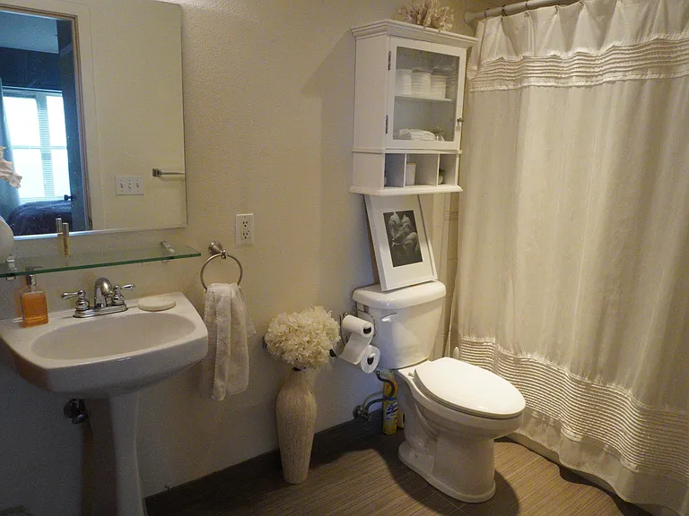 1620 Belmont Ave #528 — Photo 10