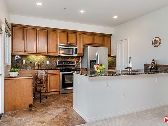 5th image of 6020 Seabluff Dr Unit 324