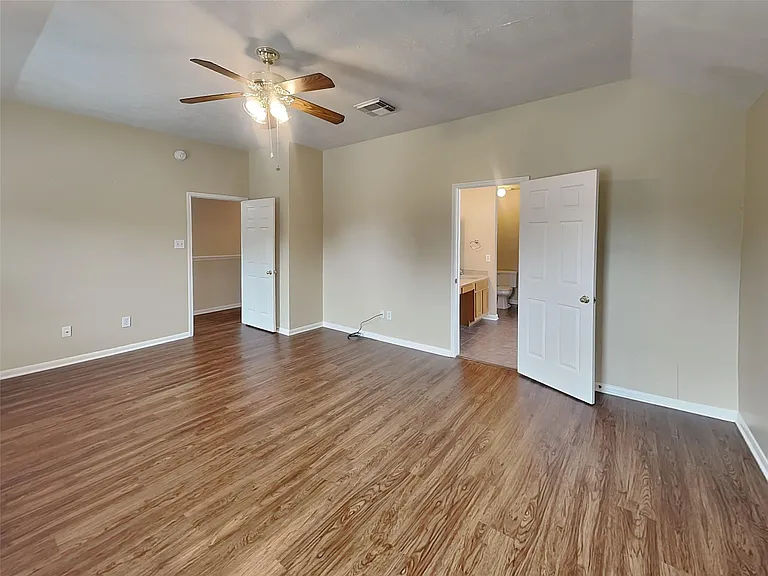 26887 Castlecliff Ln — Photo 13