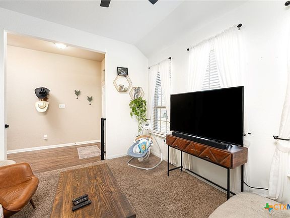 3rd image of 5905 Hercules Ave