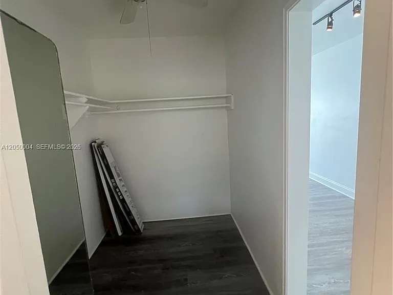 7720 Harding Ave #9 — Photo 22