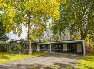 7470 SW Bel Aire Dr, Beaverton, OR 97008